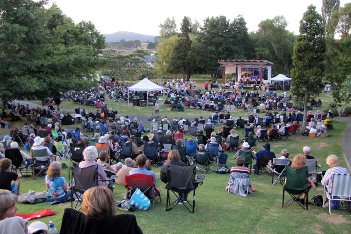 Katikati Mural Town Twilight Concerts