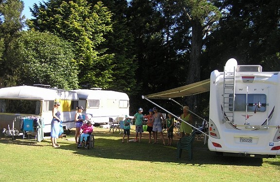 Sapphire Springs Holiday Park & Thermal Pools